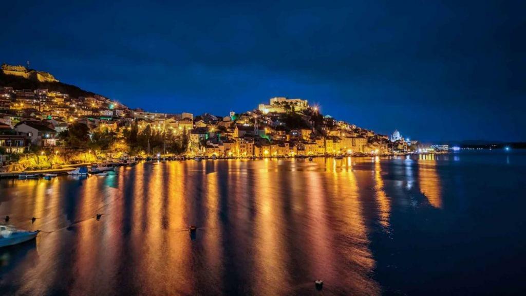 Sibenik Antique Studio Apartment - Old Town Buitenkant foto