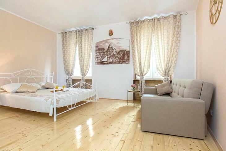 Sibenik Antique Studio Apartment - Old Town Buitenkant foto
